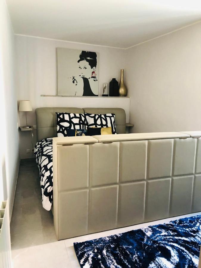 Charming Apartment Near The Beach Villefranche-sur-Mer Buitenkant foto